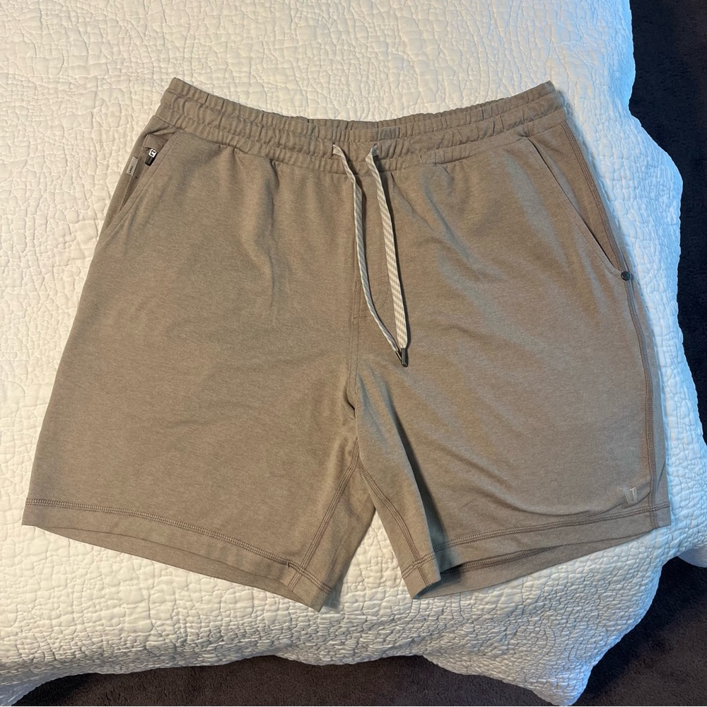 Vuori Ponto Performance Short Size L, Dark Salt Heather